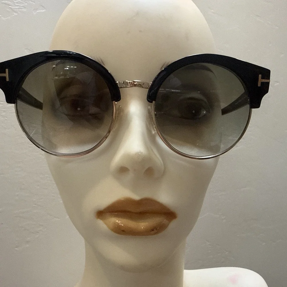 Tom Ford Alissa TF608 01B Black Gold Eyeglass Frames Only 54-21 140 Women's